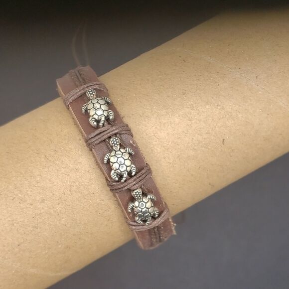 Brown turtle handmade pu leather  bracelet - Picture 1 of 2
